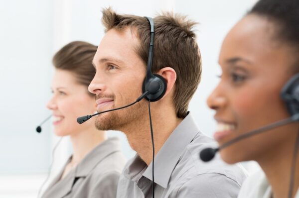 300 llamadas de prospección de telemarketer