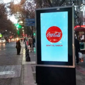 Tótems LED (DOOH) en vía pública Gran Mendoza. Tránsito normal - Pack 1000 vistas